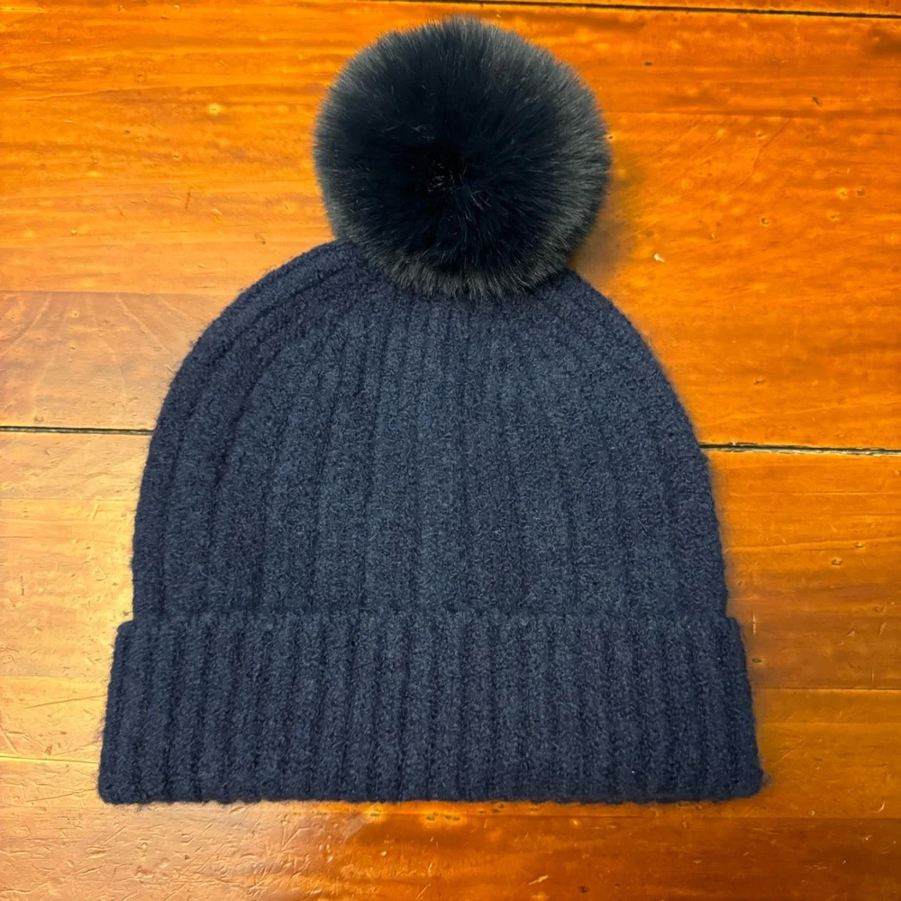 J.Crew Pom Beanie SupersoftYarn in Navy Blue Women’s Ribbed Beanie Hat